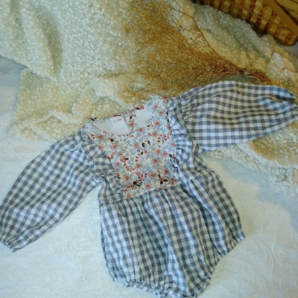 Baby romper